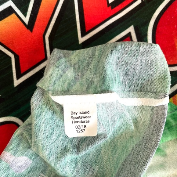 Joe Gibbs Racing #18 Kyle Busch M&M’s Racing Graphic Tee, Size: Large - Picture 6 of 7